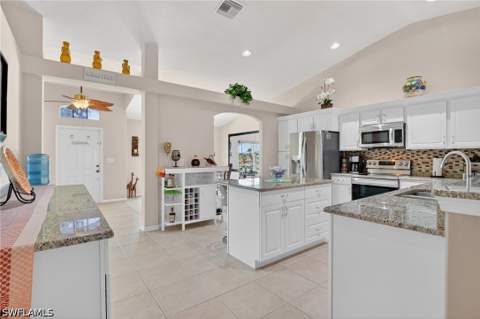 1223 NW 40th Pl, Cape Coral FL - photo 14 of 50