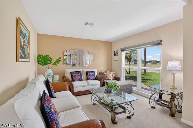 3 bedroom SingleFamilyResidence at 1223 NW 40th Pl, Cape Coral, Cape Coral — photo 4