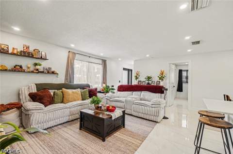 73 Cardinal Dr, North Fort Myers FL - photo 6 of 50