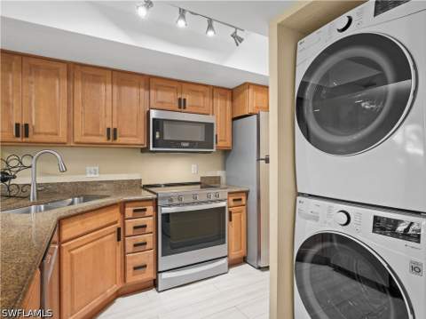 600 Neapolitan Way 127, Naples FL - photo 11 of 41