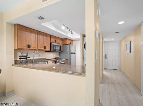 600 Neapolitan Way 127, Naples FL - photo 7 of 41