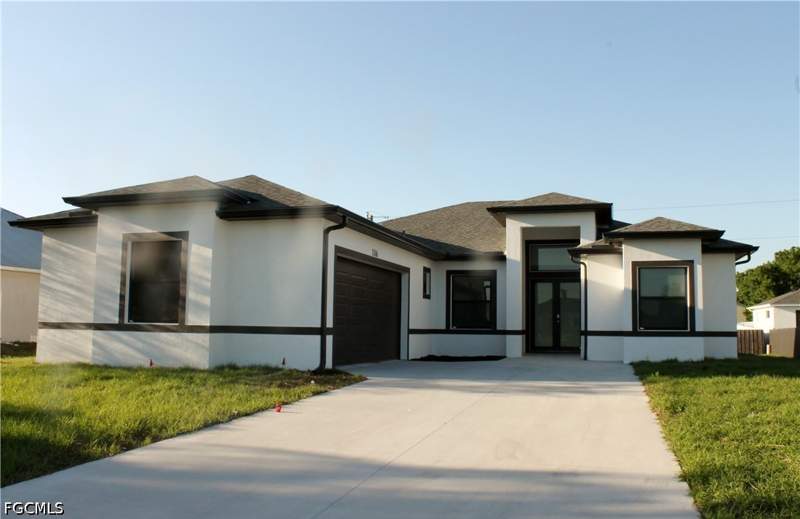 4 bedroom SingleFamilyResidence at 3316 7th St SW, Lehigh Acres, Lehigh Acres — photo 2