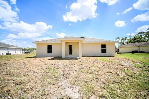 2007 Voss Ct, Lehigh Acres FL - photo 21 of 25