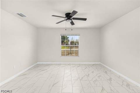923 NE 1st Ave, Cape Coral FL - photo 14 of 37