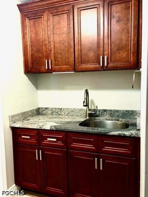 4536 Longboat Ln, Fort Myers FL - photo 18 of 47