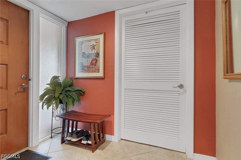 2 bedroom Condominium at 4396 Bowsprit Ct 2A, Windjammer Village At The Land, Fort Myers — photo 4