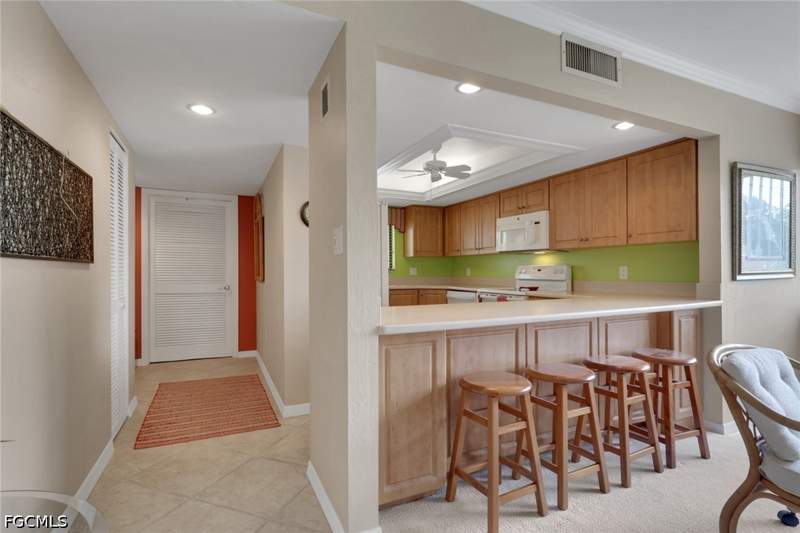 2 bedroom Condominium at 4396 Bowsprit Ct 2A, Windjammer Village At The Land, Fort Myers — photo 5
