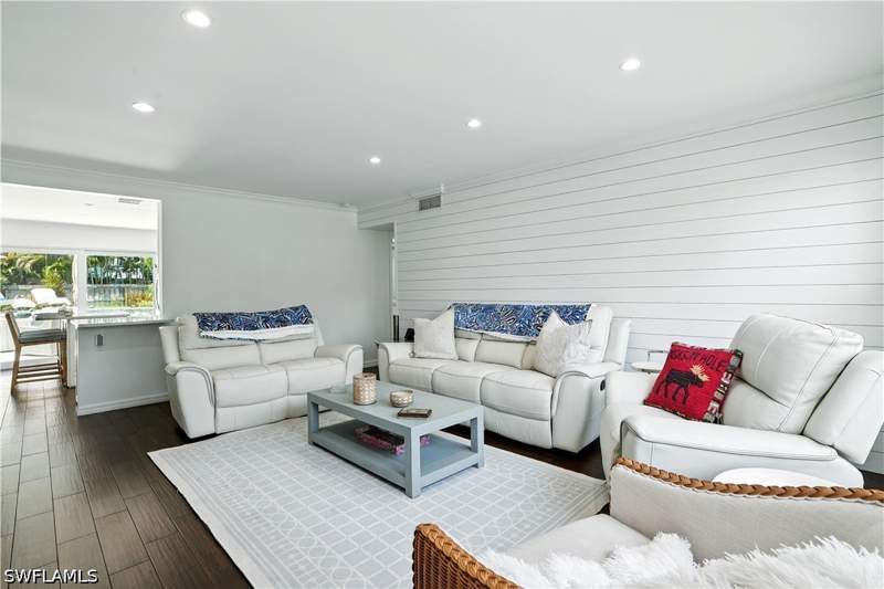 3 bedroom SingleFamilyResidence at 1063 22nd AVE N, LAKEWOOD PARK, Naples — photo 4