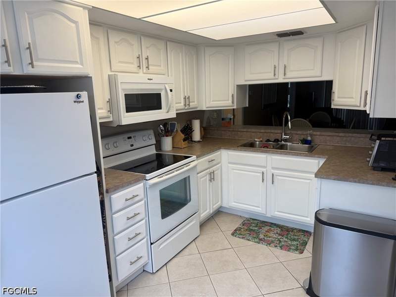 2 bedroom Condominium at 3916 Orange Grove Blvd 4, Harbour Village Condo, North Fort Myers — photo 4