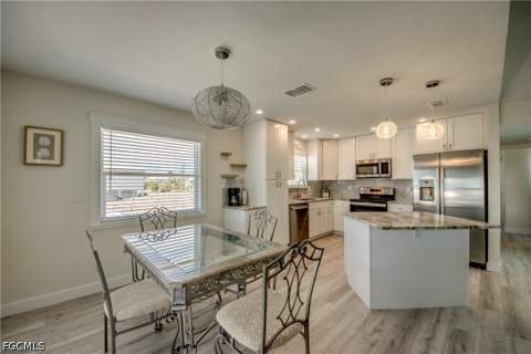 2360 Oleander St, St James City FL - photo 12 of 34