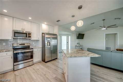 2360 Oleander St, St James City FL - photo 13 of 34