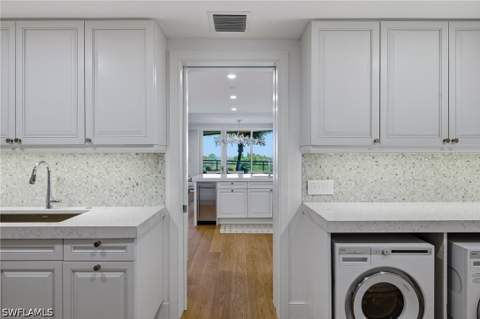11125 Gulf Shore Dr 308, Naples FL - photo 13 of 38