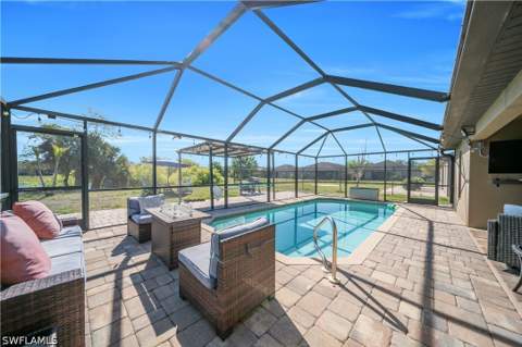 175 Shadowview Ct, Lehigh Acres FL - photo 8 of 39