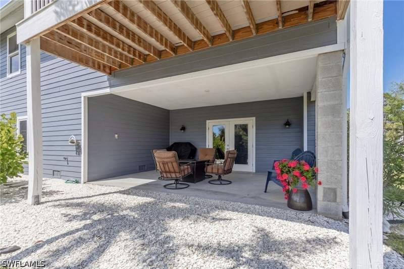 3 bedroom SingleFamilyResidence at 7655 Myrsine Cir, Pine Island, Bokeelia — photo 5