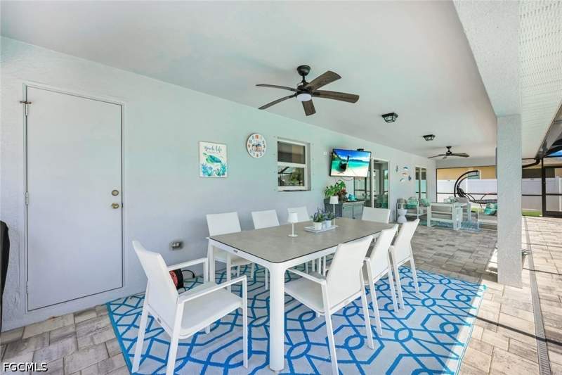 3 bedroom SingleFamilyResidence at 2118 SW 12th Ter, Cape Coral, Cape Coral — photo 4