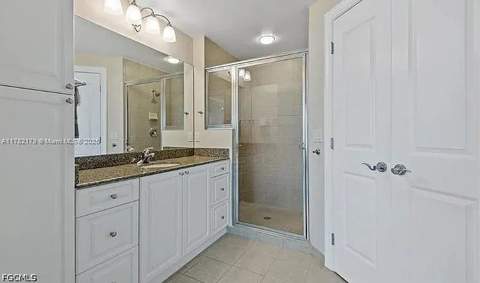 2825 Palm Beach Blvd 418, Fort Myers FL - photo 6 of 16