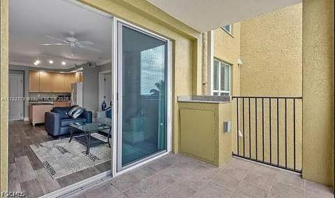 2825 Palm Beach Blvd 418, Fort Myers FL - photo 9 of 16