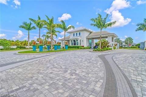9175 Cayman Dr, Naples FL - photo 17 of 31