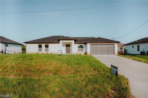 304 Panorama Ave, Lehigh Acres FL - photo 10 of 12