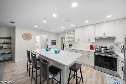 630 99th Ave N, Naples FL - photo 10 of 49