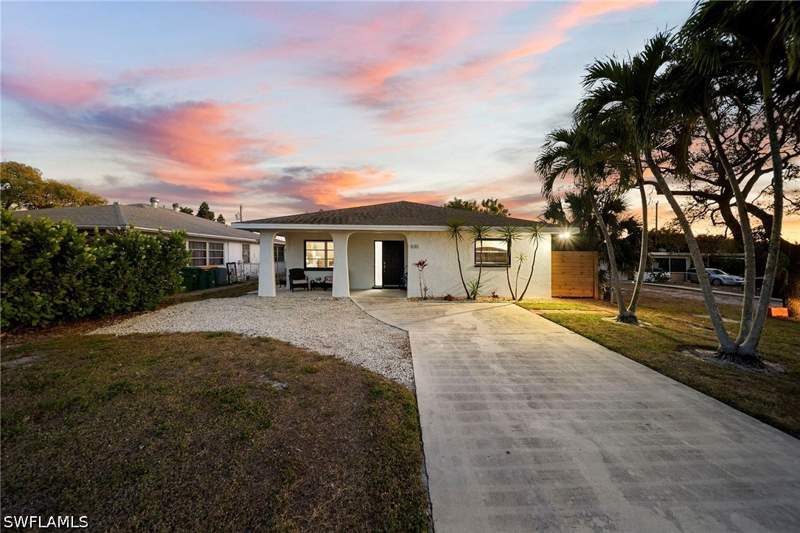 3 bedroom SingleFamilyResidence at 630 99th Ave N, Naples Park, Naples — photo 3