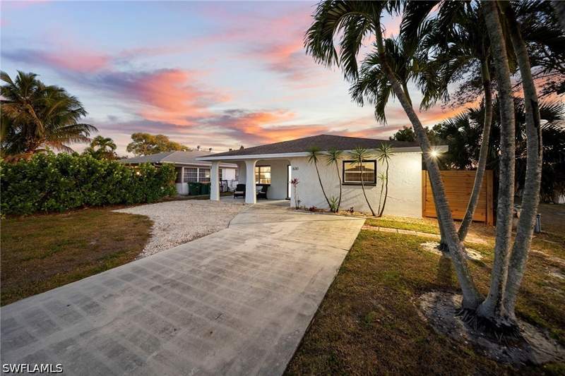 3 bedroom SingleFamilyResidence at 630 99th Ave N, Naples Park, Naples — photo 4