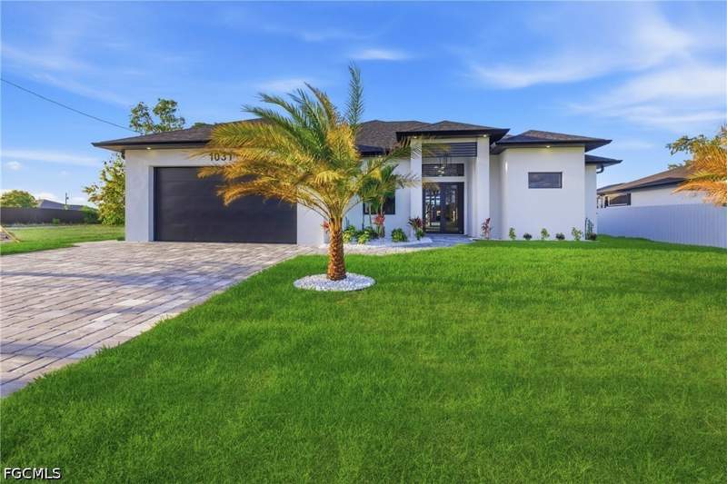 4 bedroom SingleFamilyResidence at 1031 SW 1st Ter, Cape Coral, Cape Coral — photo 4
