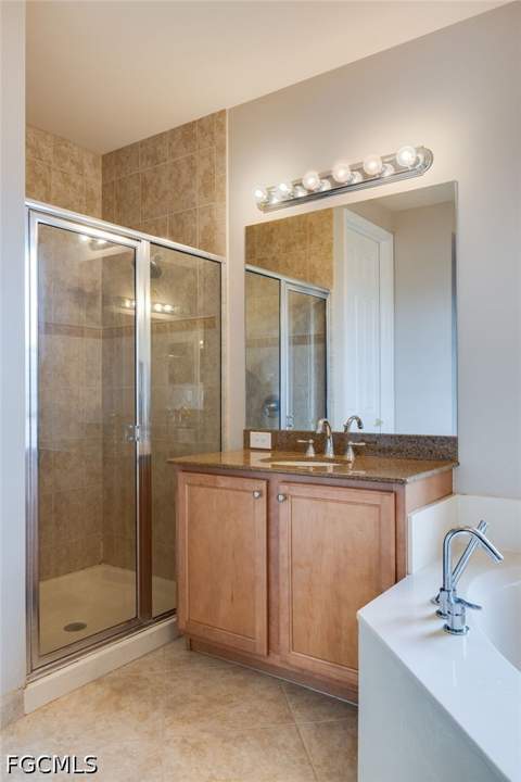 10519 Winged Elm Ln, Fort Myers FL - photo 17 of 34