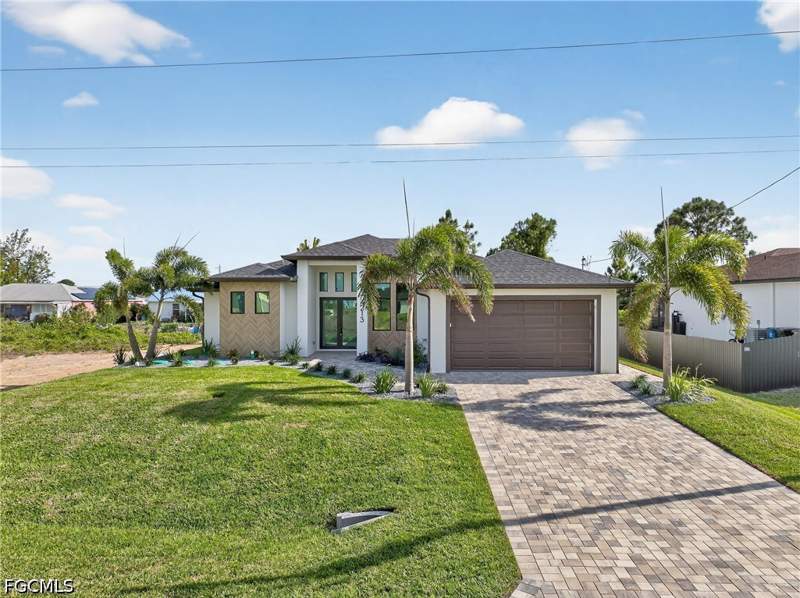 3 bedroom SingleFamilyResidence at 4213 25th St SW, Lehigh Acres, Lehigh Acres — photo 2