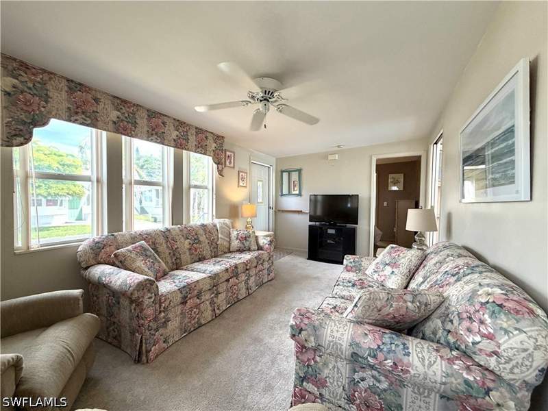 2 bedroom ManufacturedHome at 4501 Robert E Lee Blvd E, Riverwoods Plantation, Estero — photo 5