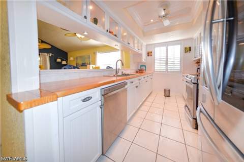 22161 Tallwood Ct 706, Estero FL - photo 16 of 44