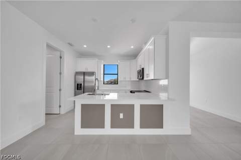 211 NE 15th Ter, Cape Coral FL - photo 17 of 45