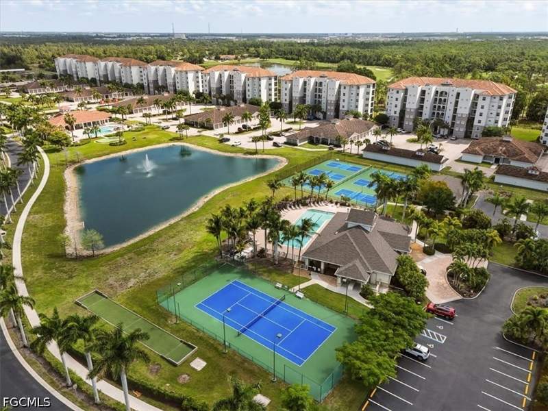 3 bedroom Condominium at 4223 Liron Ave 104, Liron Place, Fort Myers — photo 4