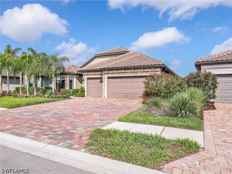 4 bedroom SingleFamilyResidence at 6597 Legacy Way, Del Webb, Ave Maria — photo 3