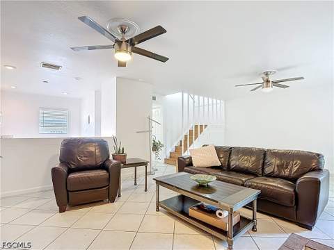 4293 Island Cir 4, Fort Myers FL - photo 19 of 48