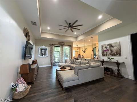 190 2nd St SE, Naples FL - photo 6 of 47