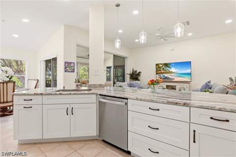 817 Carrick Bend Cir 201, Naples FL - photo 7 of 31
