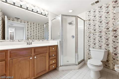 13105 Vanderbilt Dr 407, Naples FL - photo 16 of 38