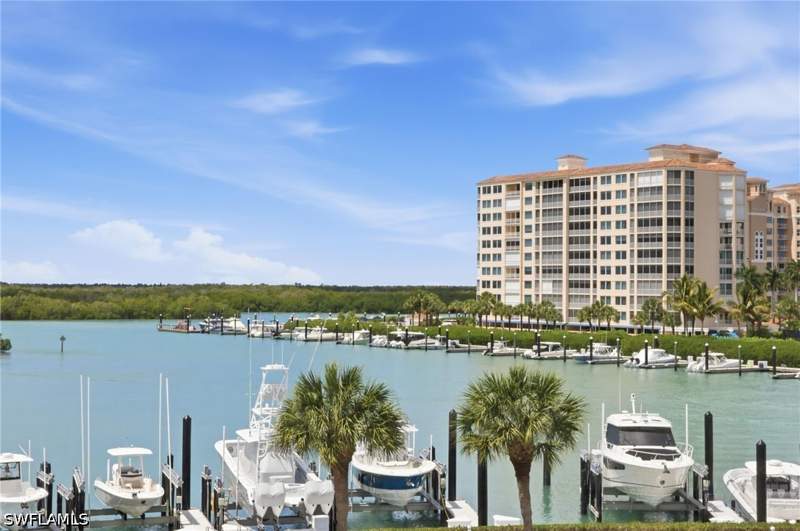 2 bedroom Condominium at 13105 Vanderbilt Dr 407, Marina Bay Club Of Naples, Naples — photo 2