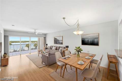 13105 Vanderbilt Dr 407, Naples FL - photo 9 of 38