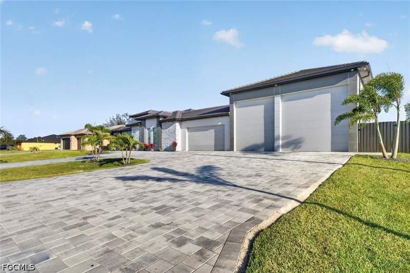 4 bedroom SingleFamilyResidence at 3224 NW 21st St, Cape Coral, Cape Coral — photo 4