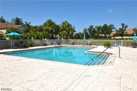 9060 Triangle Palm Ln 1206, Fort Myers FL - photo 12 of 35