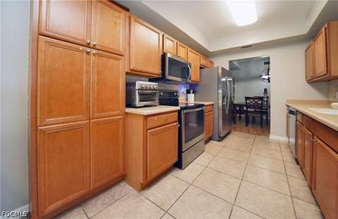 9060 Triangle Palm Ln 1206, Fort Myers FL - photo 21 of 35