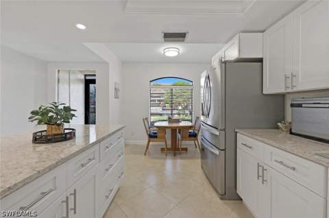 7260 Coventry Ct 405, Naples FL - photo 14 of 47