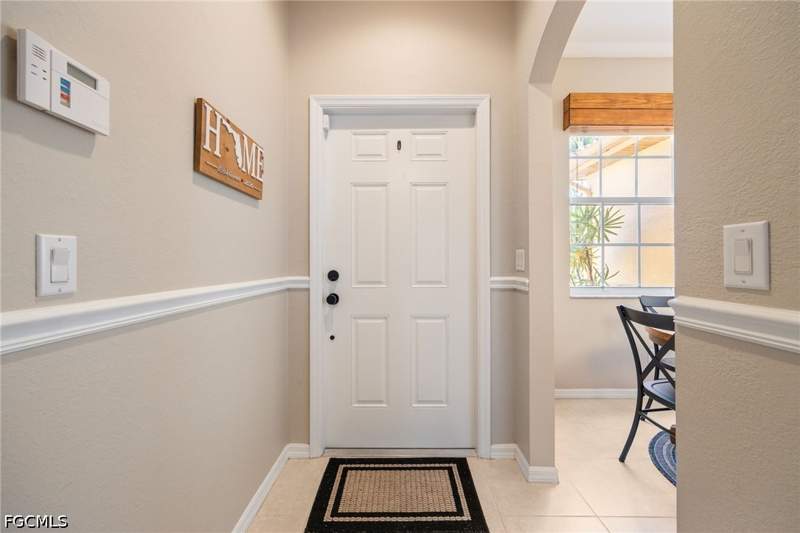 3 bedroom Townhouse at 7900 Lake Sawgrass Loop 4612, Reflection Lakes, Fort Myers — photo 4