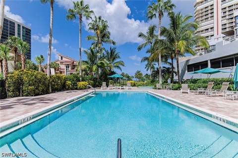 4751 Gulf Shore Blvd N 704, Naples FL - photo 15 of 20