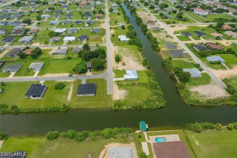 1321 NE 19th Ter, Cape Coral FL - photo 11 of 38