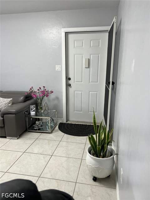 18 Hamlin Ct, Lehigh Acres FL - photo 8 of 36