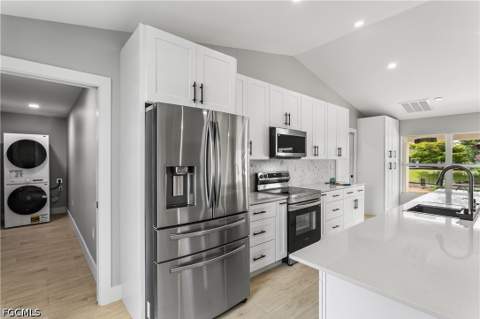 2210 NW 2nd Ave, Cape Coral FL - photo 15 of 41