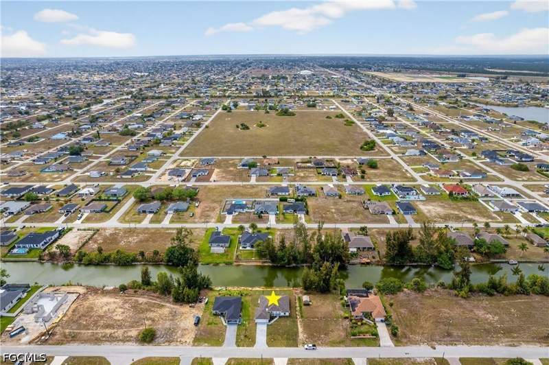 4 bedroom SingleFamilyResidence at 2210 NW 2nd Ave, Cape Coral, Cape Coral — photo 4